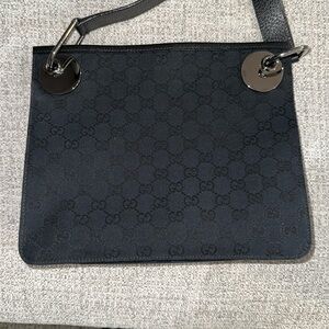 Gucci crossbody authentic